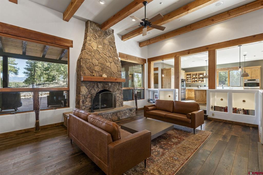 111 Rendezvous Trail Property Photo 7
