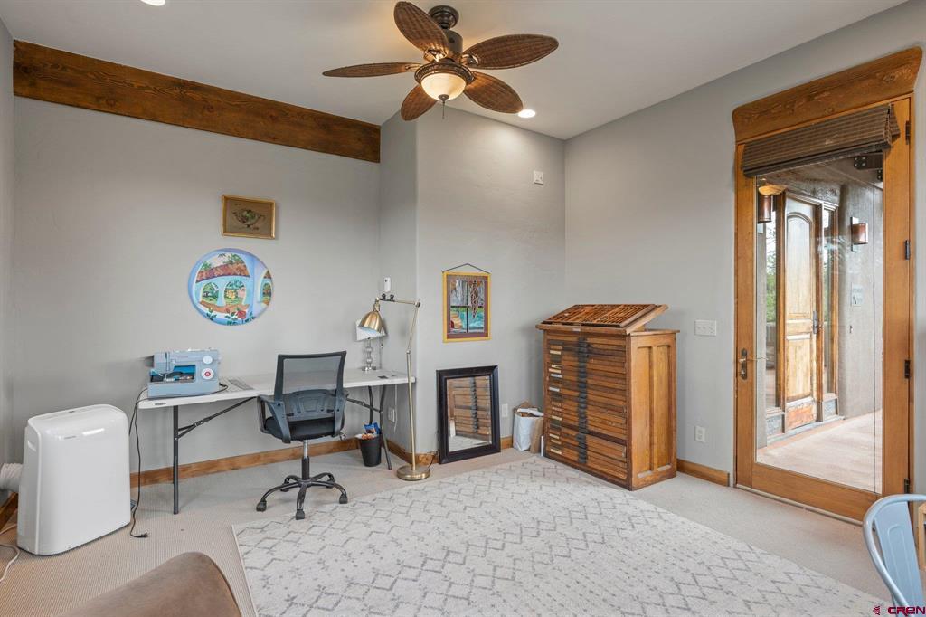 111 Rendezvous Trail Property Photo 33