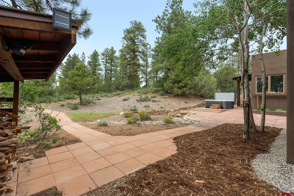 111 Rendezvous Trail Property Photo 37