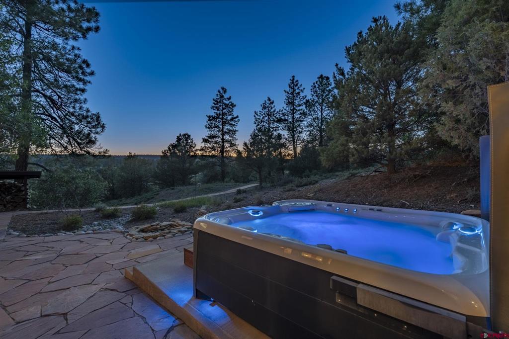 111 Rendezvous Trail Property Photo 40