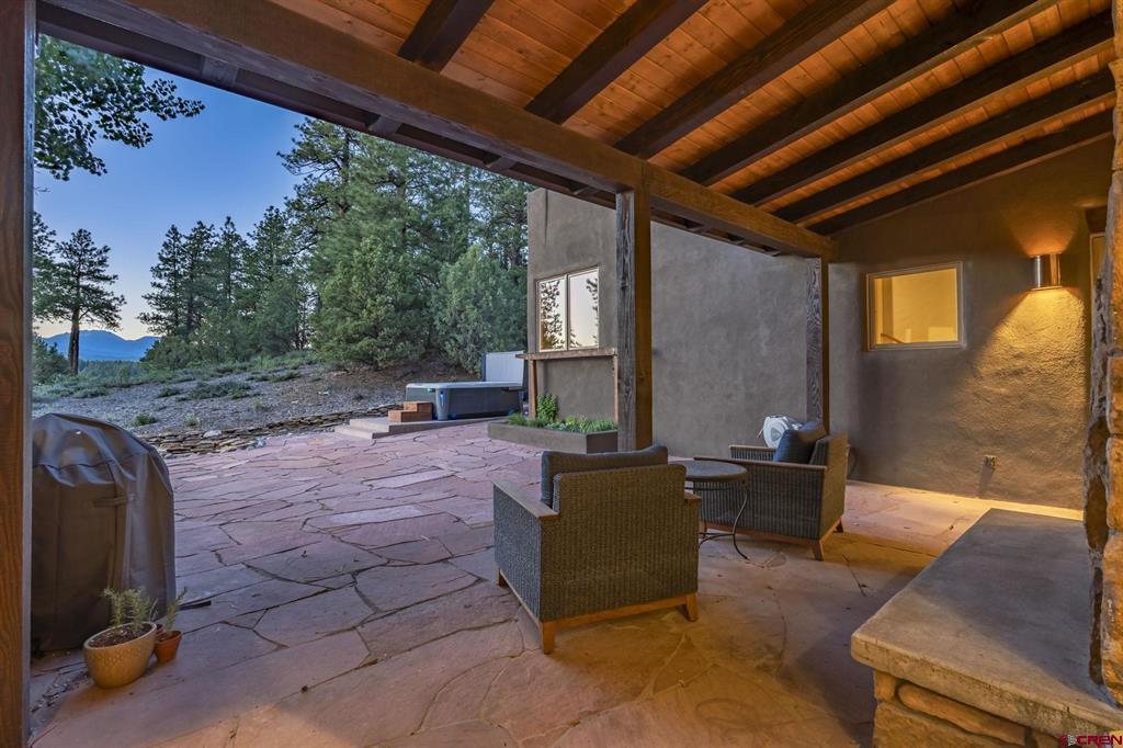 111 Rendezvous Trail Property Photo 41