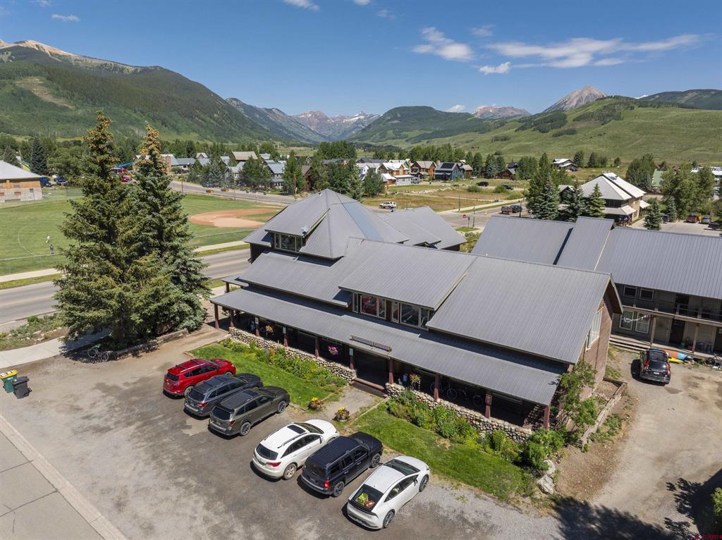 214 Sixth Street Property Photo 3