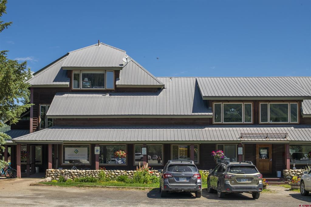 214 Sixth Street Property Photo 4