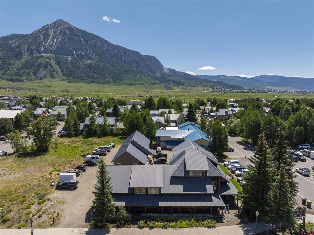 214 Sixth Street Property Photo 7