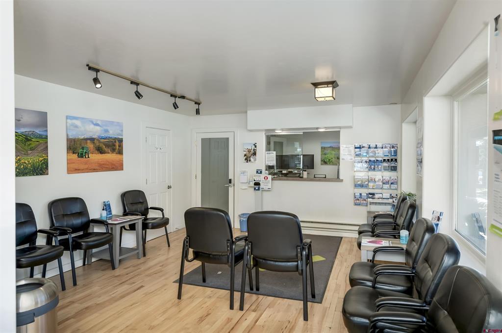 214 Sixth Street Property Photo 9