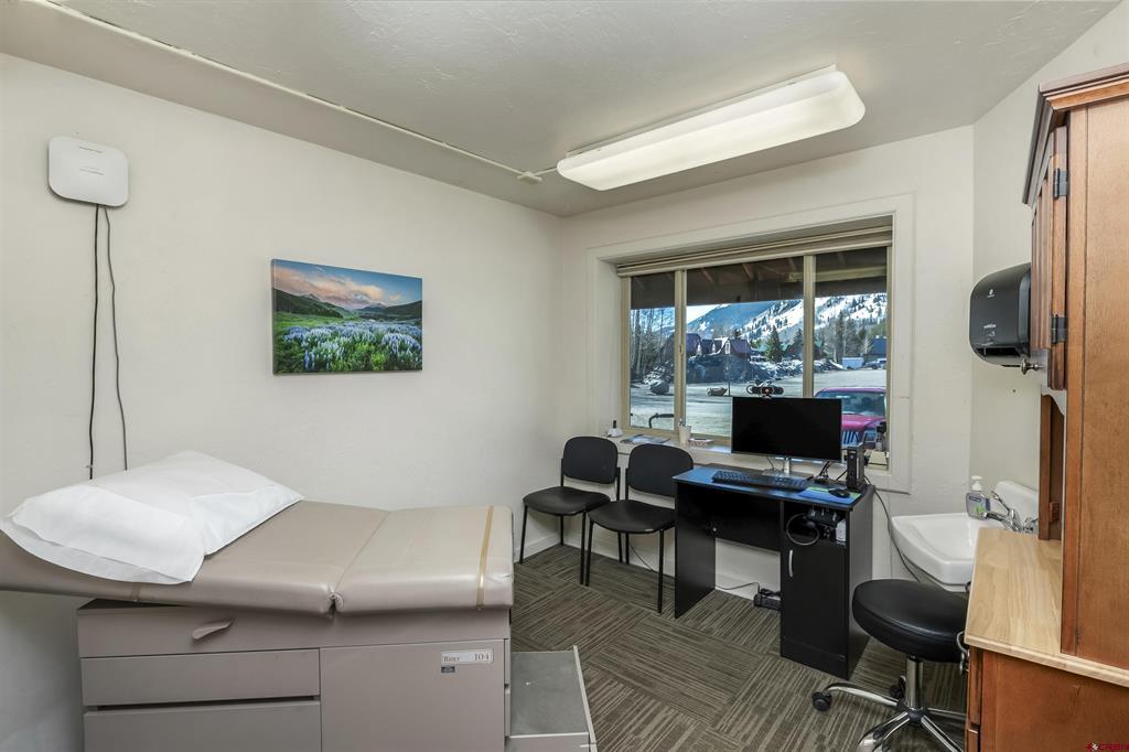 214 Sixth Street Property Photo 17