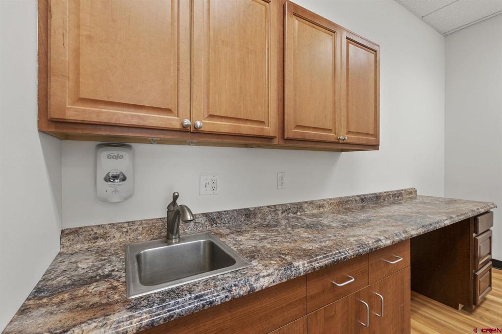 555 Rivergate Lane Property Photo 11