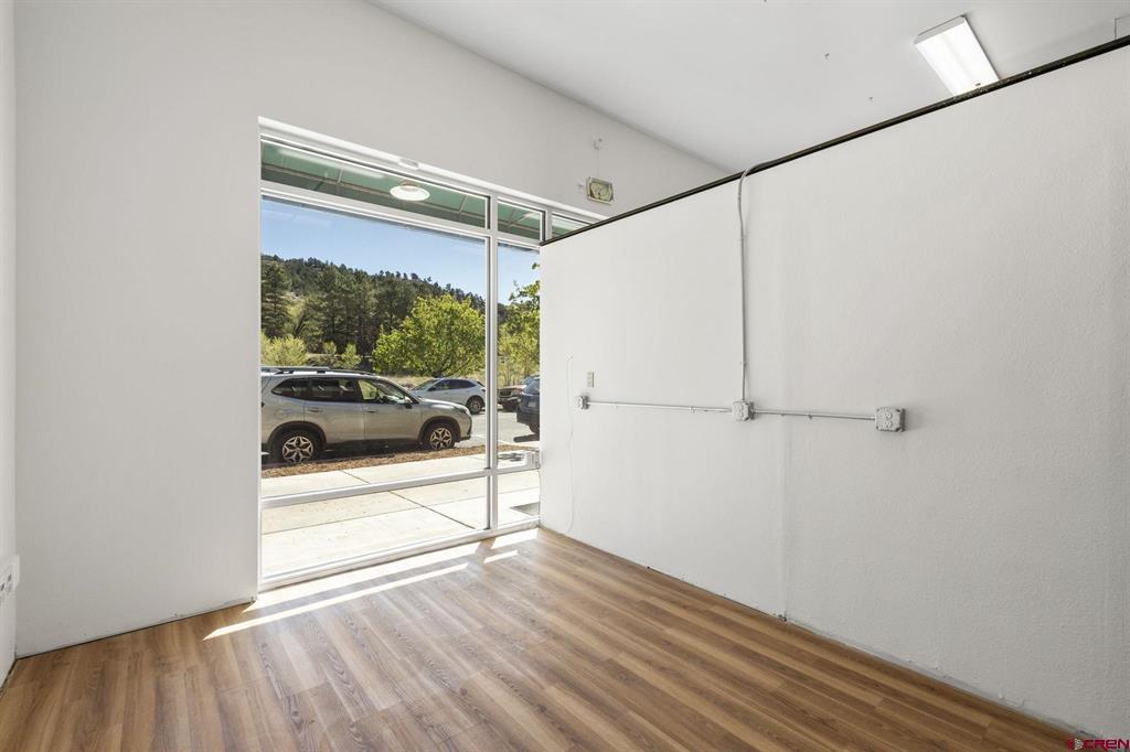555 Rivergate Lane Property Photo 22