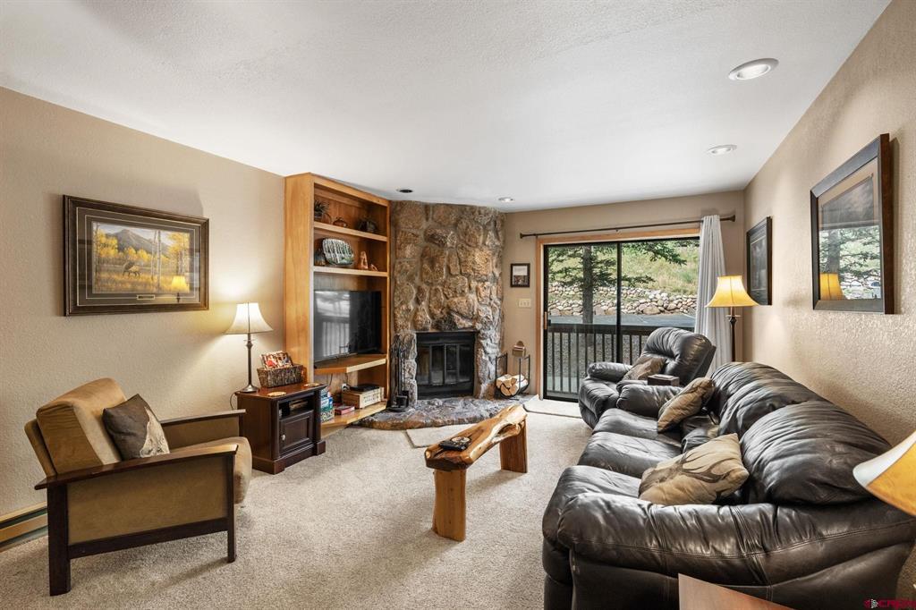 50827 N 550 Highway Property Photo 1