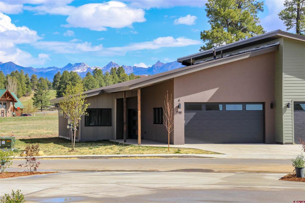 2785 Rock Road Property Photo 1
