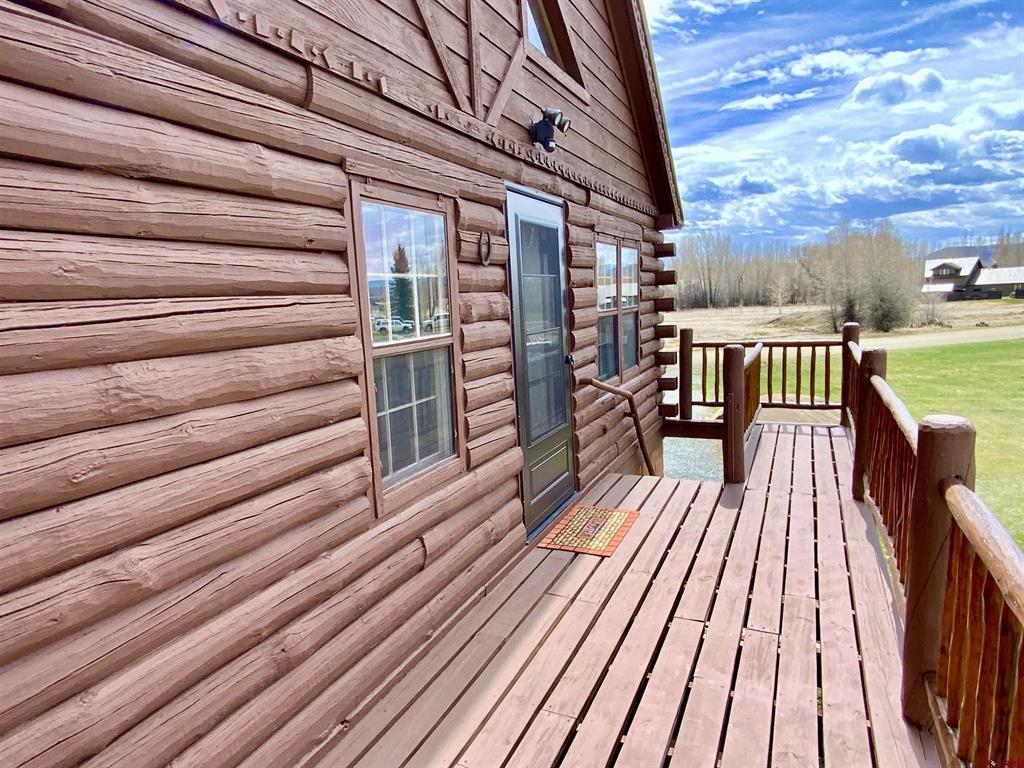 409 Sierra Vista Way Property Photo 8