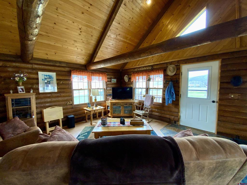 409 Sierra Vista Way Property Photo 14