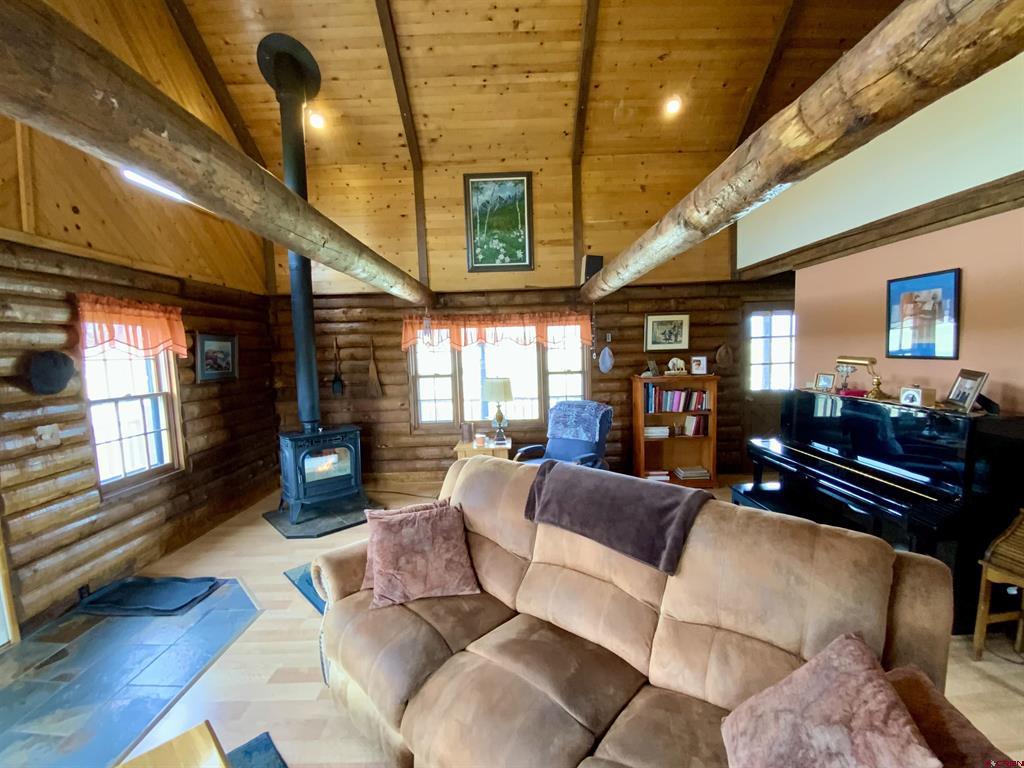 409 Sierra Vista Way Property Photo 15