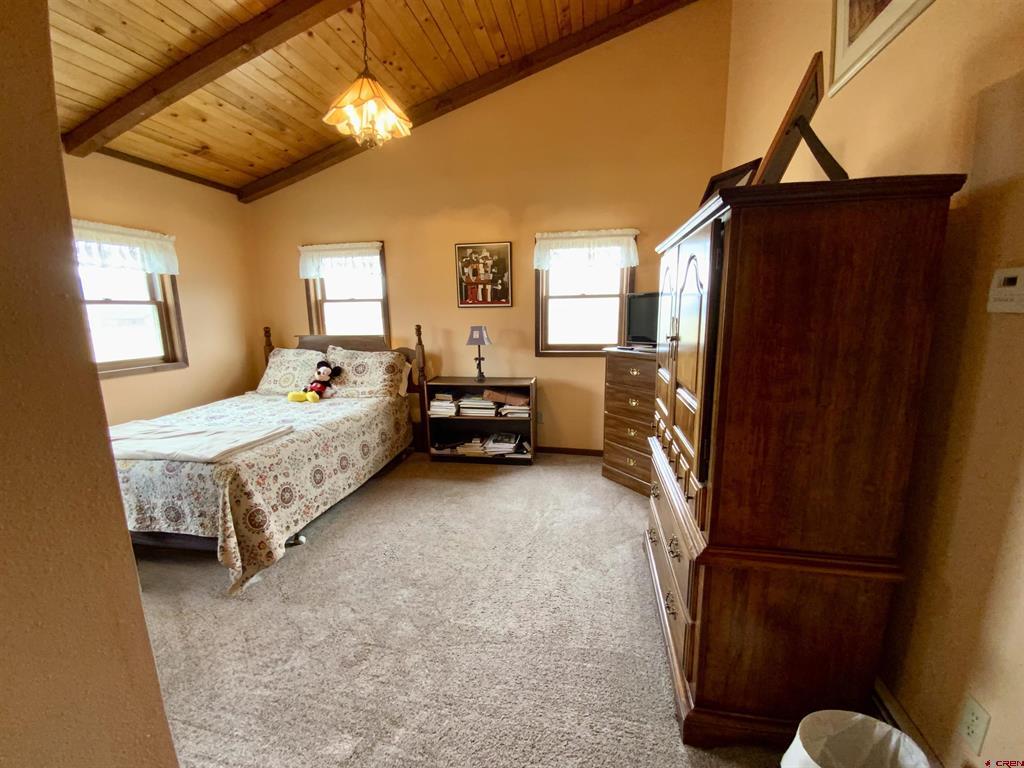 409 Sierra Vista Way Property Photo 24