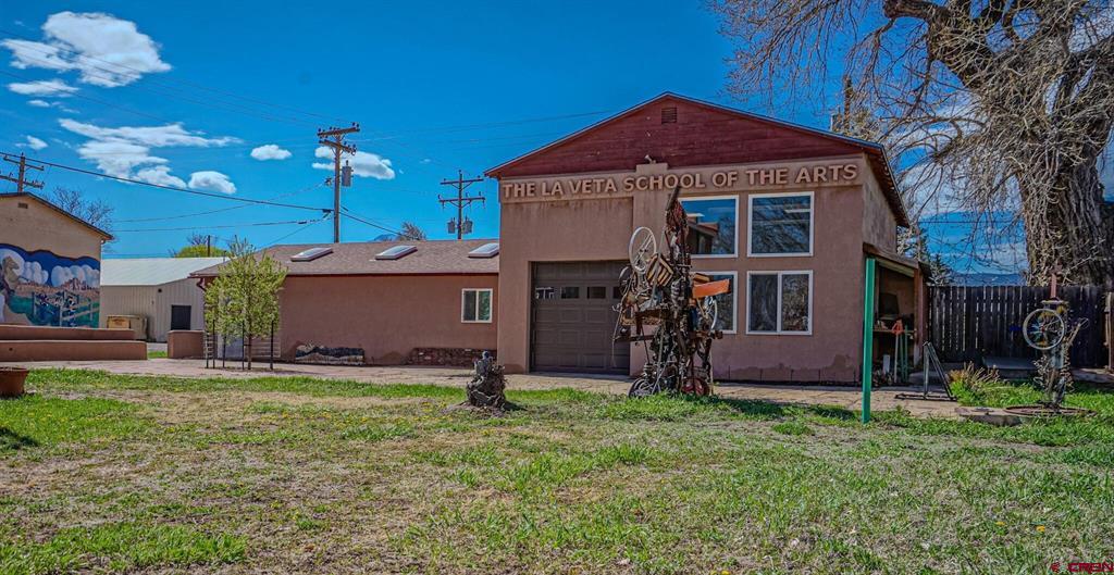 105 W Ryus Property Photo 1