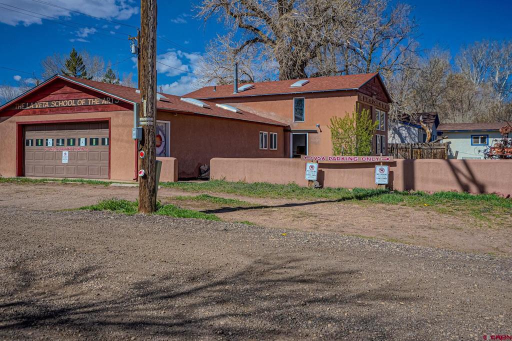 105 W Ryus Property Photo 4
