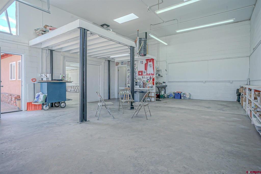 105 W Ryus Property Photo 16