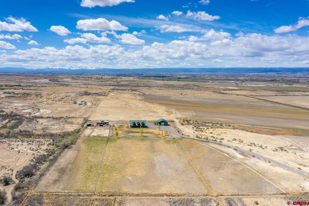 19632 E Road Property Photo 3