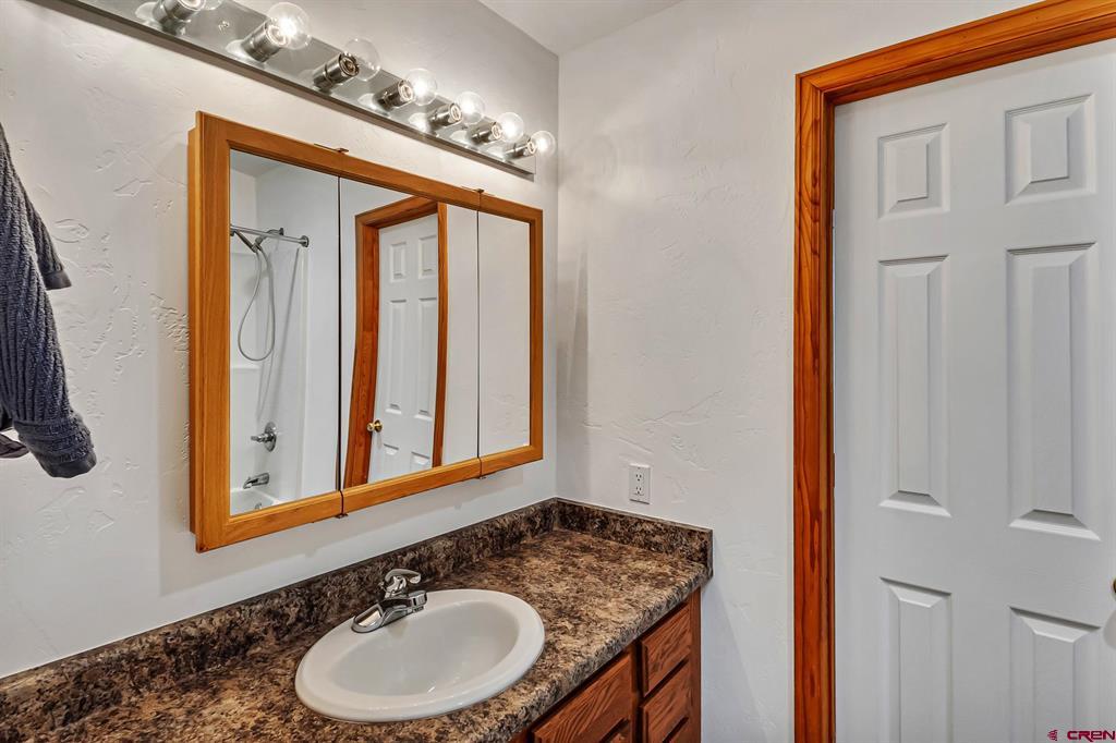 19632 E Road Property Photo 33
