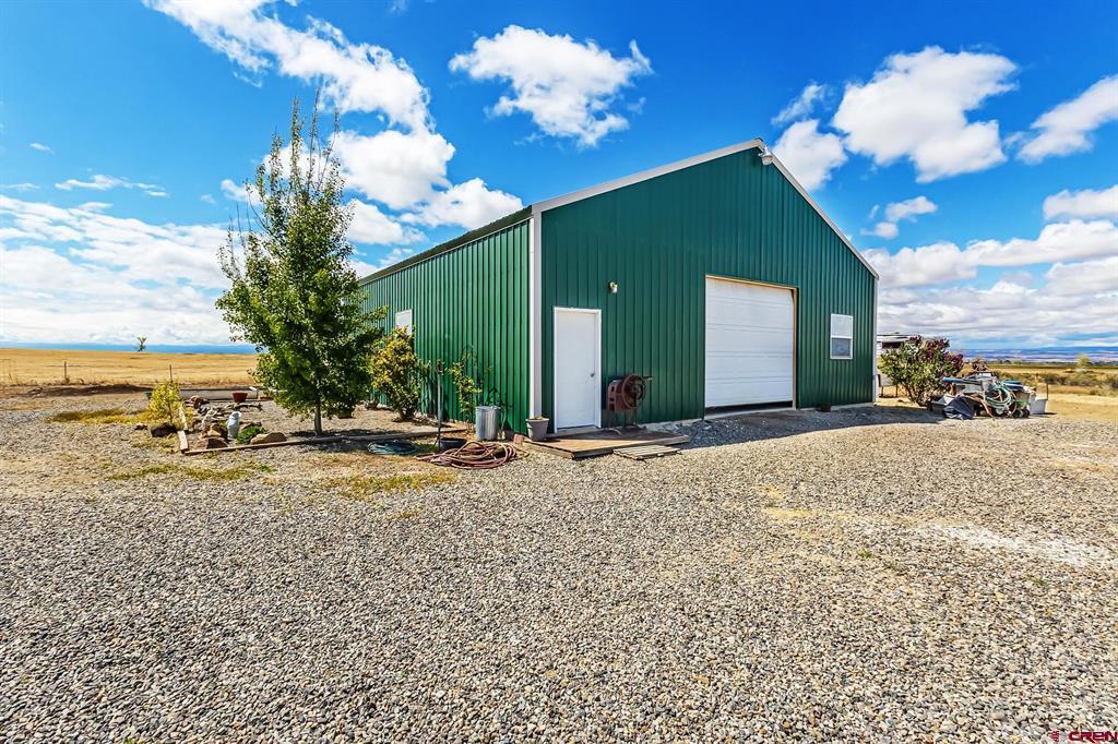 19632 E Road Property Photo 40