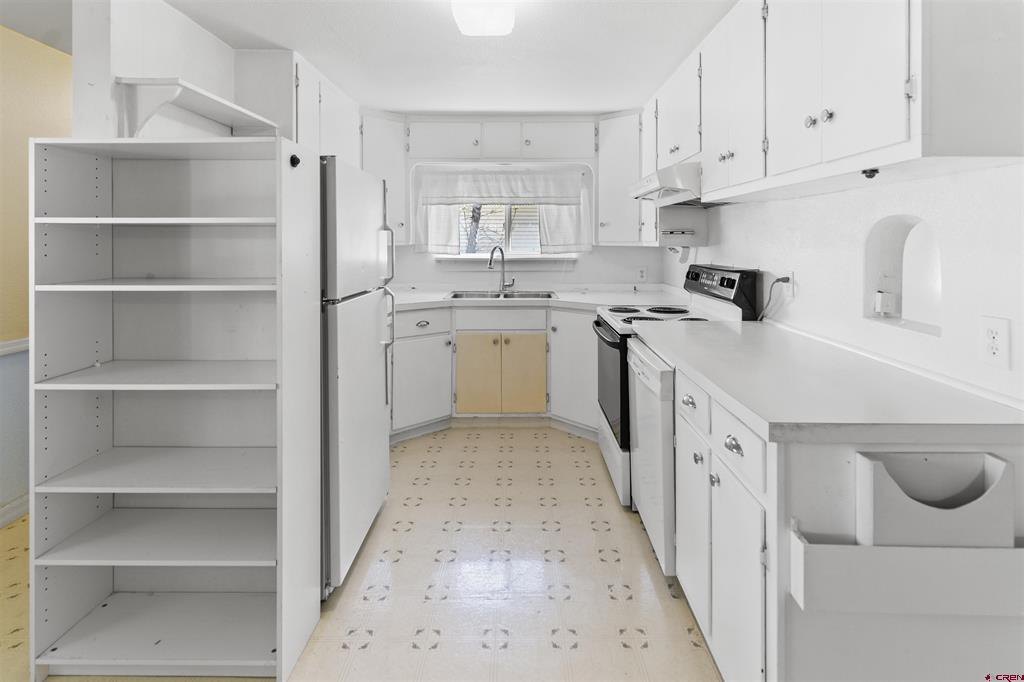 416 Howard Street Property Photo 6