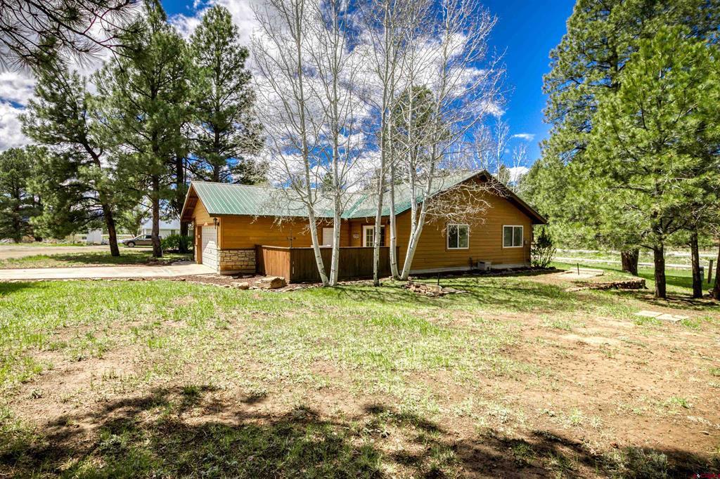 369 Beaver Circle Property Photo 1