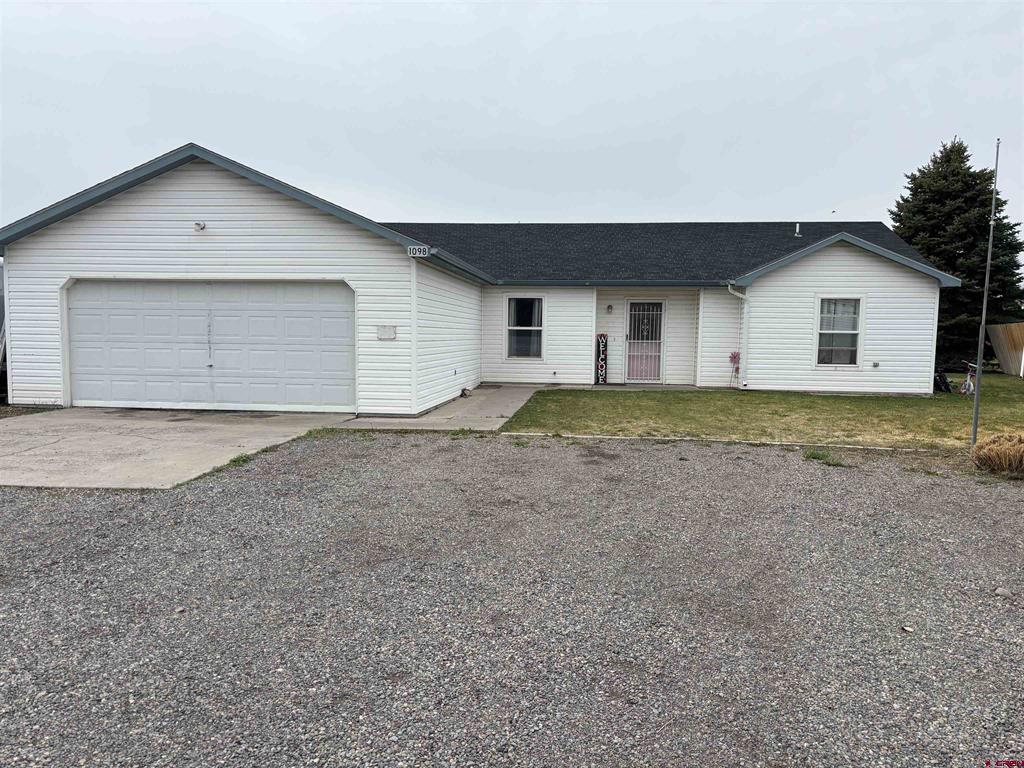 1098 Normandy Road Property Photo