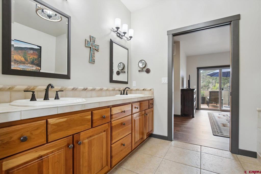 110 River Oaks Court Property Photo 25