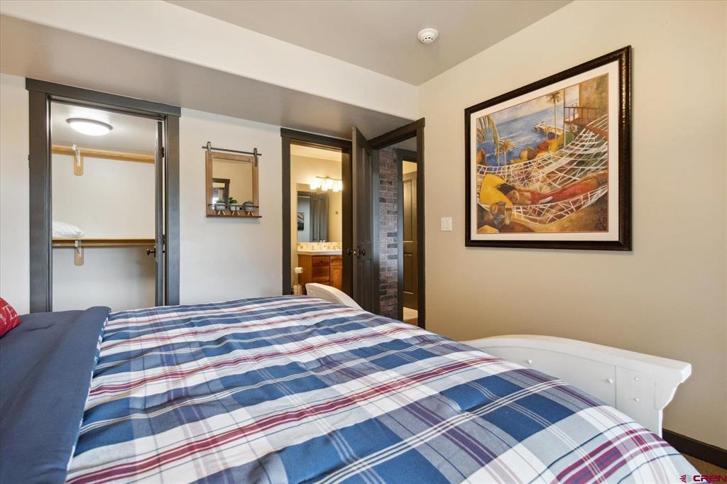 110 River Oaks Court Property Photo 36