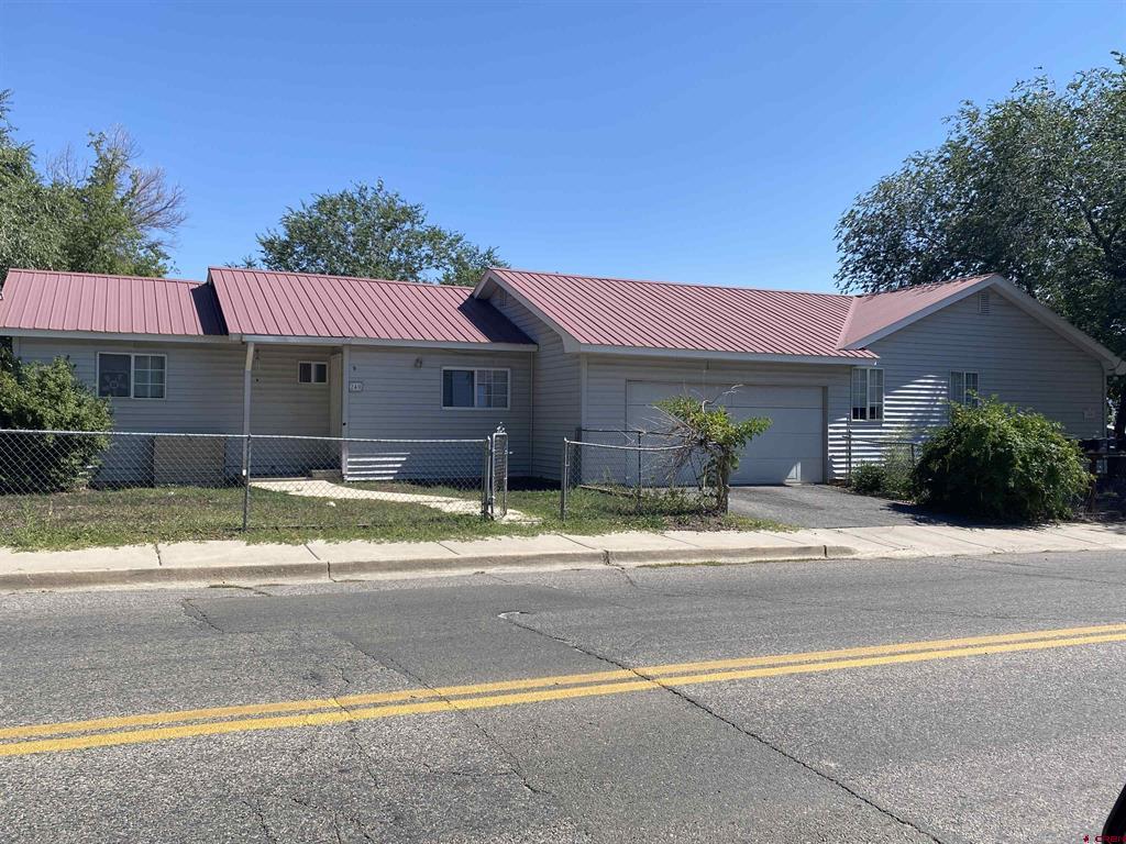240 S Madison Street Property Photo 1