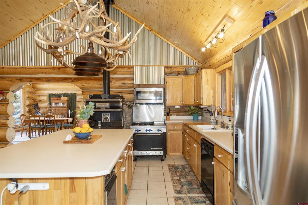 108 Forest Road Property Photo 12