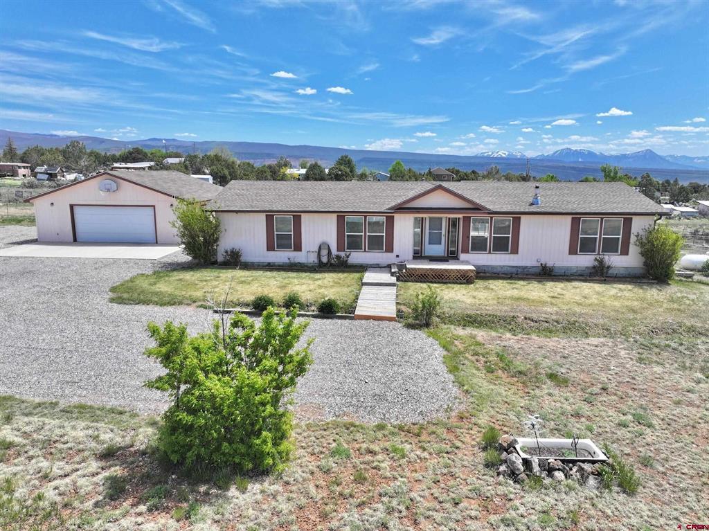 17232 Meadow Drive Property Photo