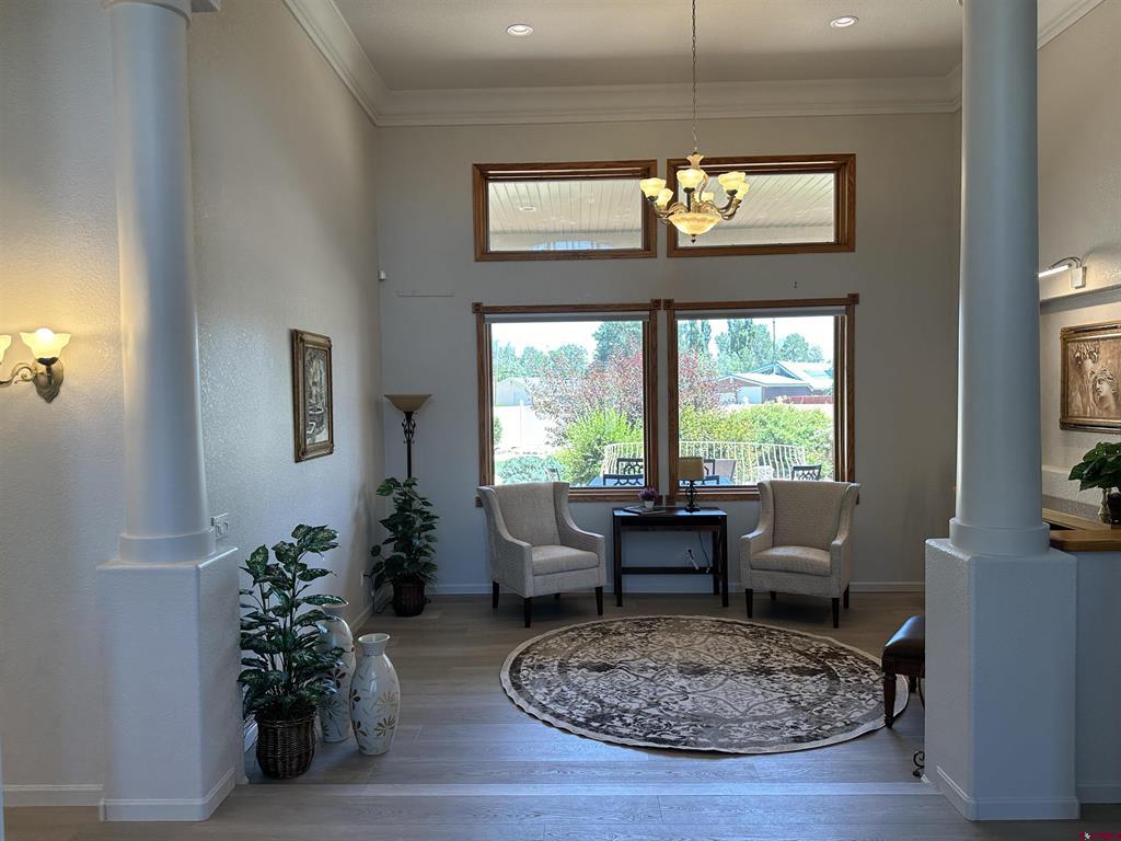 20 Meadow Lane Property Photo 4