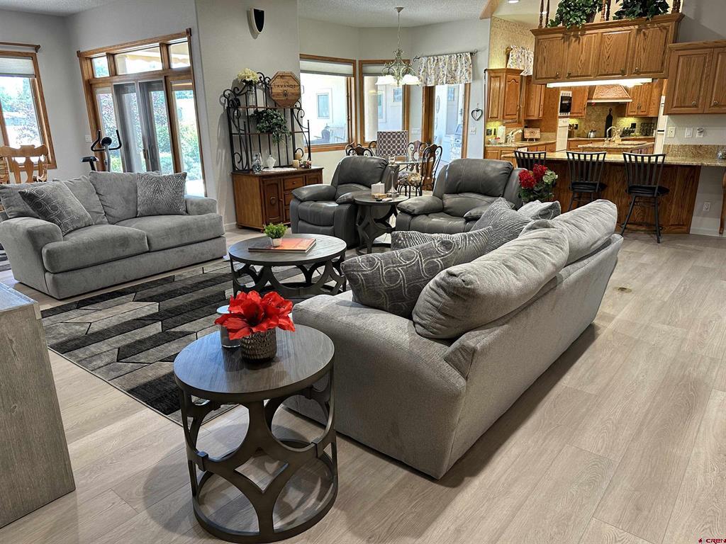 20 Meadow Lane Property Photo 8