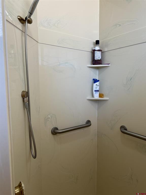 20 Meadow Lane Property Photo 18