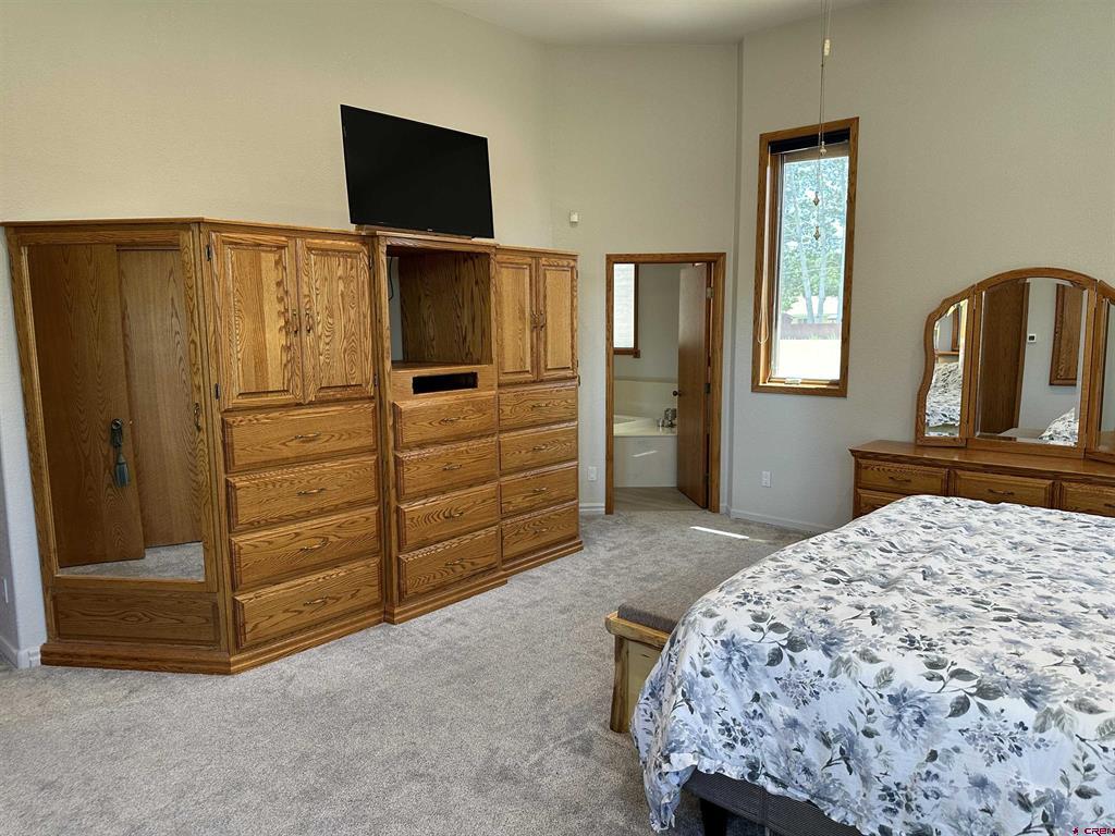 20 Meadow Lane Property Photo 21
