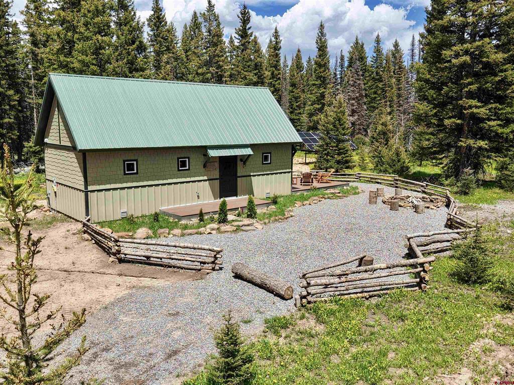 45521 Divide Road Property Photo 1