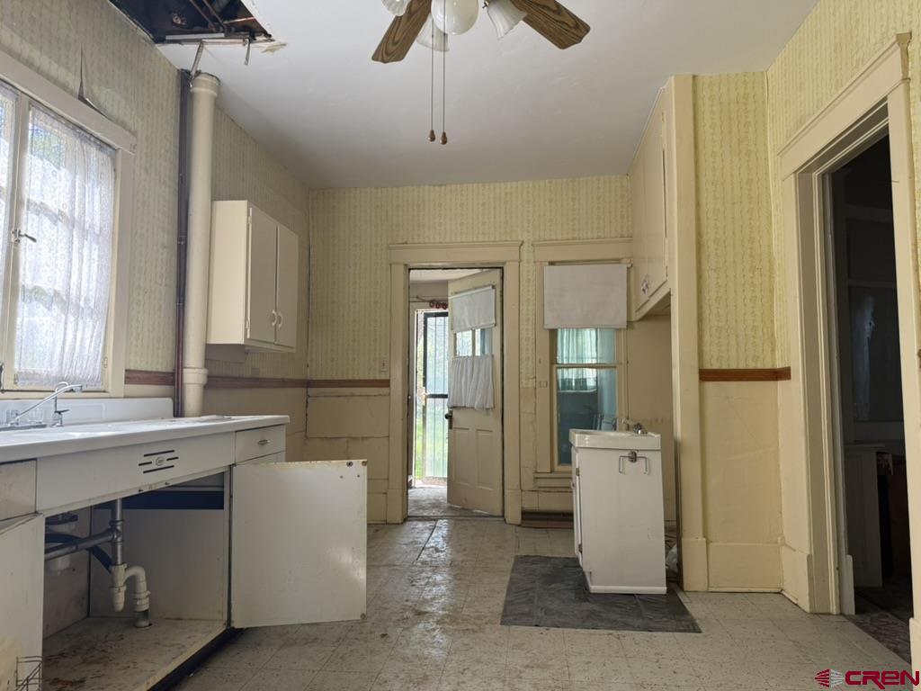613 3rd Street Property Photo 12