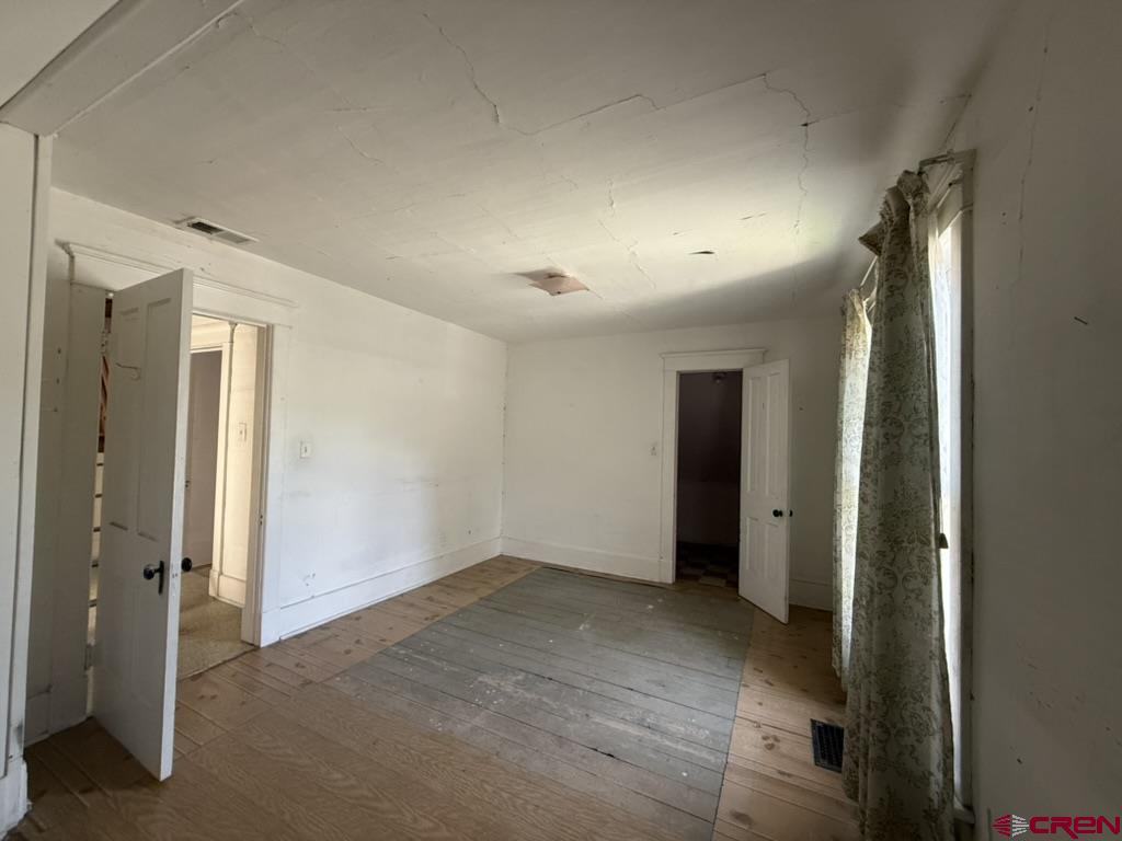 613 3rd Street Property Photo 16