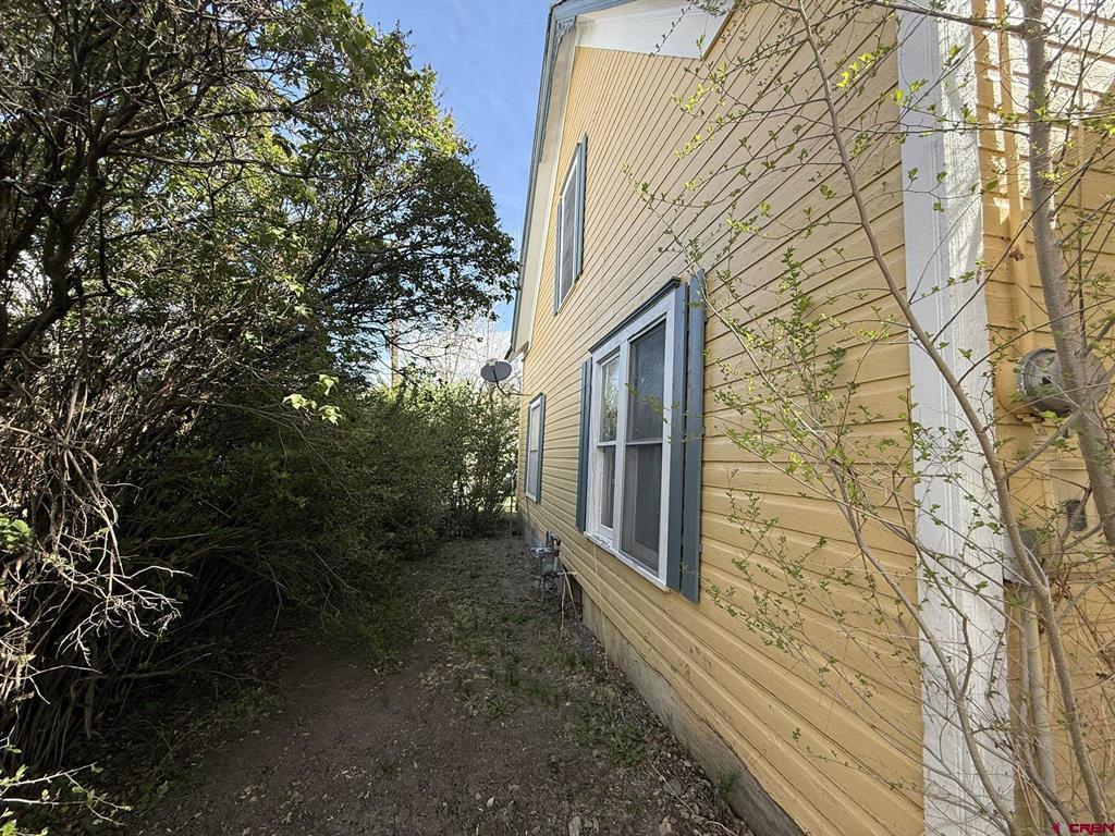 613 3rd Street Property Photo 31