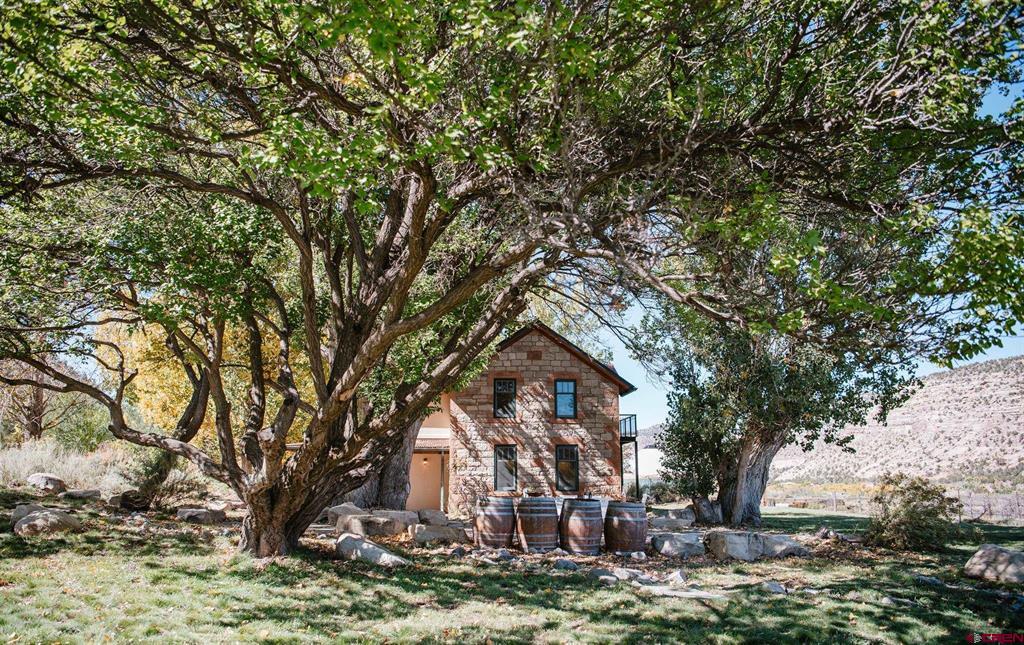 18261 Road G Property Photo 2