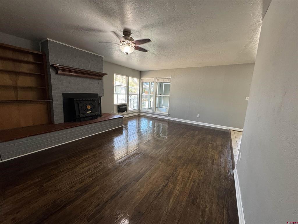 1702 E Macarthur Avenue Property Photo 7