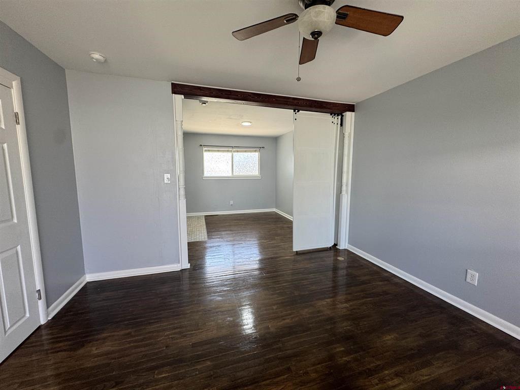 1702 E Macarthur Avenue Property Photo 20