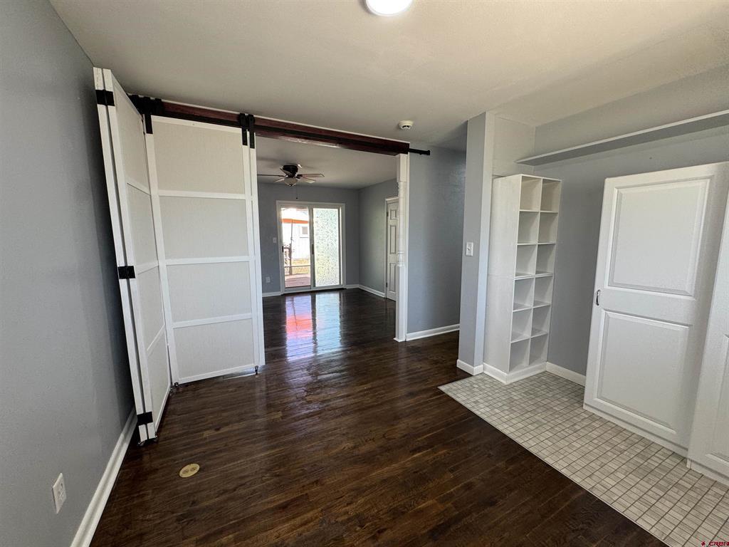 1702 E Macarthur Avenue Property Photo 21