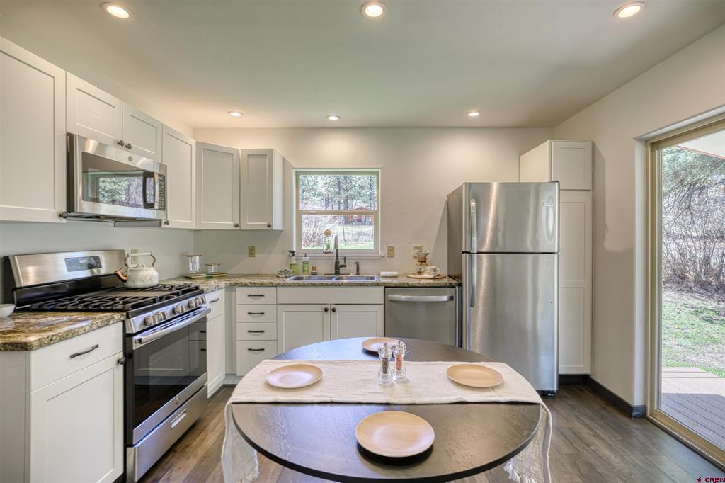 384 Acorn Drive Property Photo 8