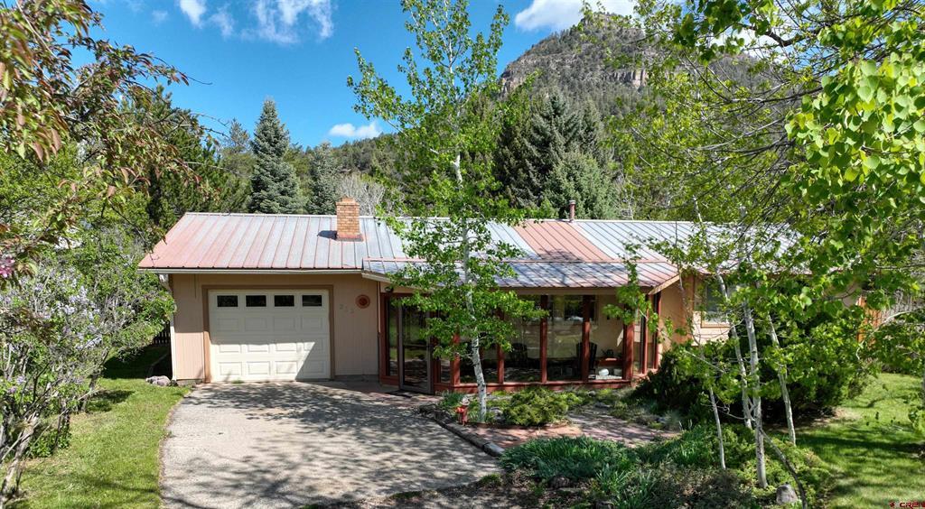 210 Hermosa Drive