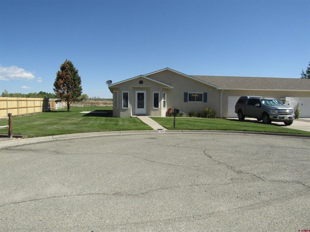 104 Pioneer Road Property Photo 1