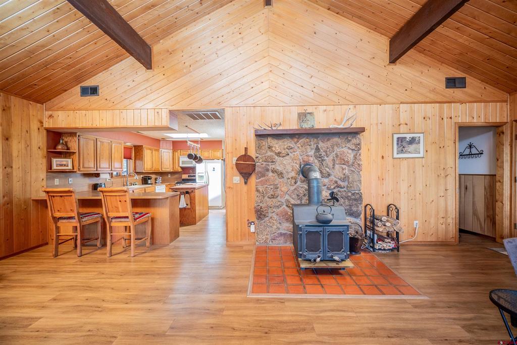 1024 Deer Ridge Drive Property Photo 11