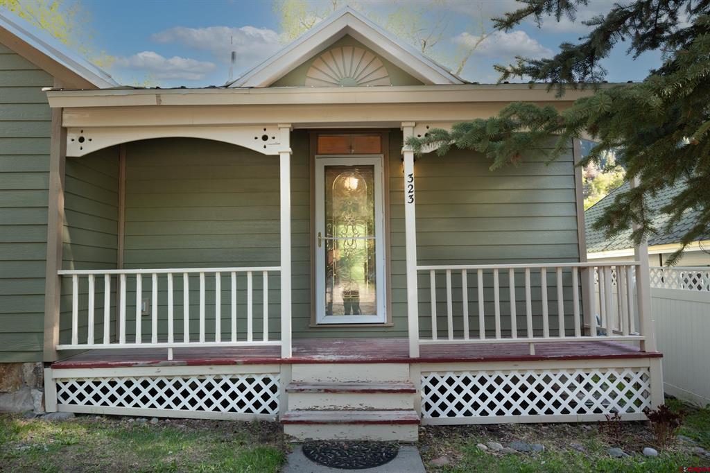 323 3rd Avenue Property Photo 1