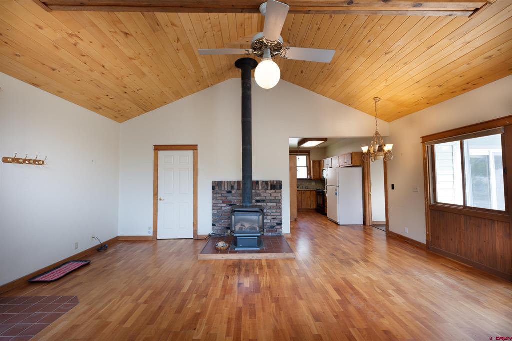 323 3rd Avenue Property Photo 3